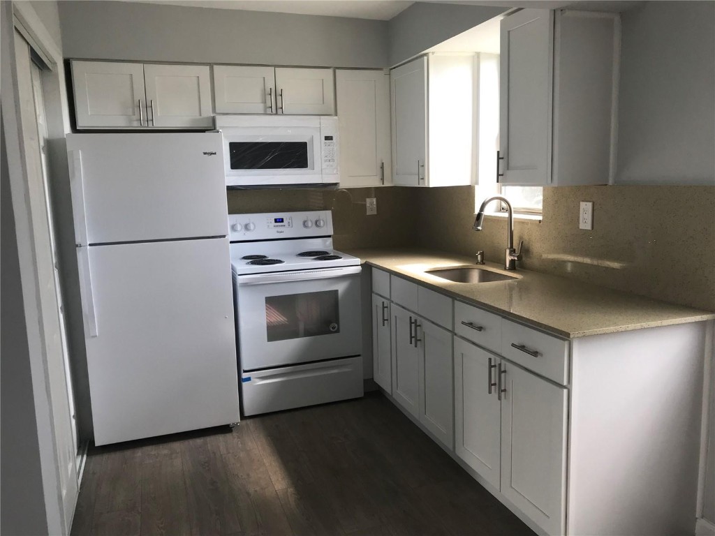 PARADISE GARDENS CONDO NO - Residential Lease