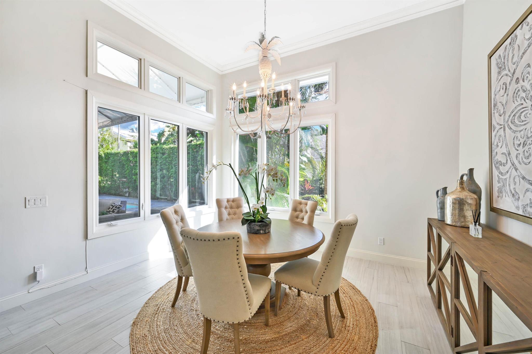 TROPICAL SHORES - Residential