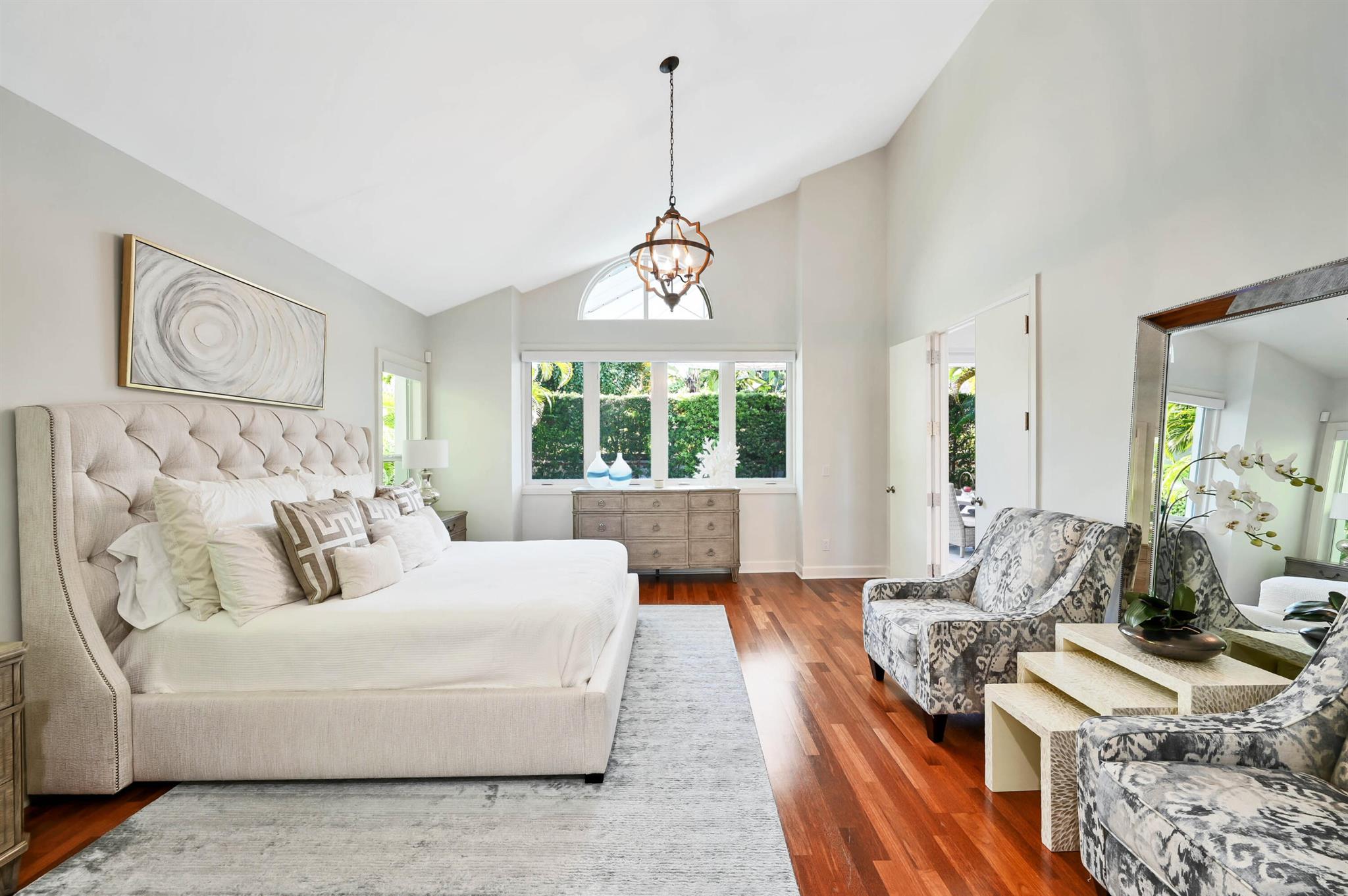 TROPICAL SHORES - Residential