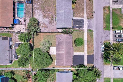 A home in Deerfield Beach