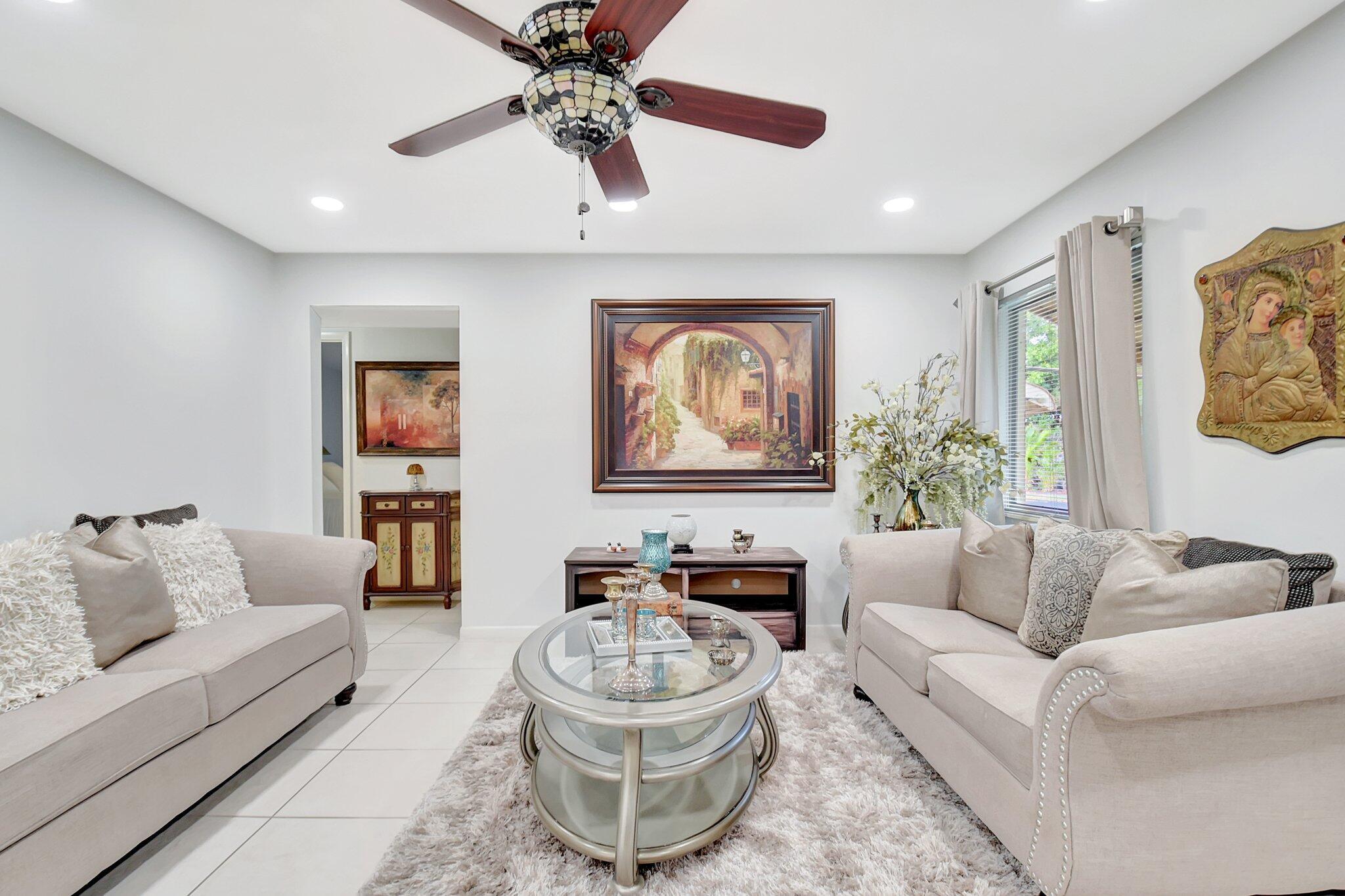 LA PINATA CONDO - Residential Lease