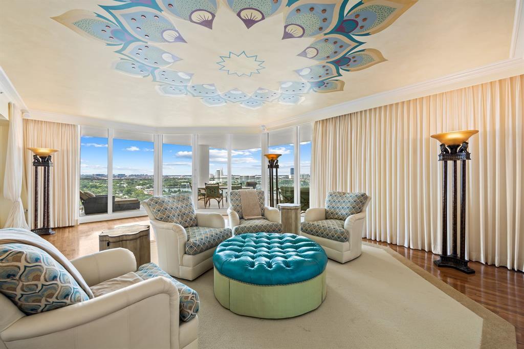 HARBOURAGE PLACE CONDO - Residential