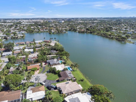 Tiny photo for 1774 NW 39th Place, Oakland Park, FL 33309 (MLS # F10524293)
