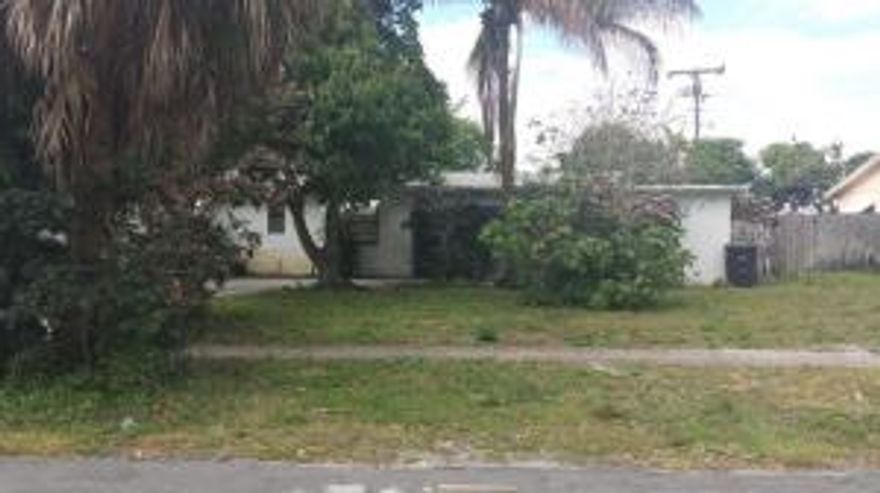 SINGLE FAMILY DETACHED HOME CLOSE TO THE HEART OF WEST PALM BEACH AND NO HOA. SHORT DRIVE TO I95, SHOPPING, RESTAURANTS, AND MORE. This property has been placed in an upcoming event.  Please contact the listing agent for details.