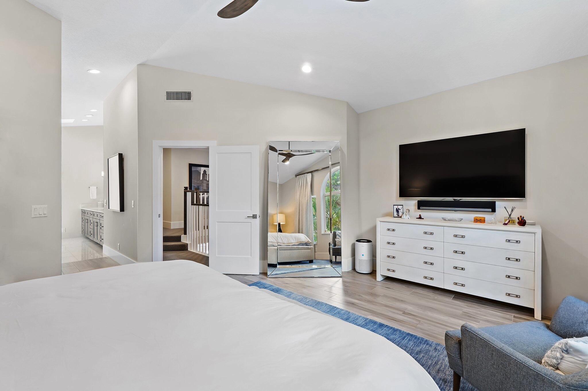 OAK HARBOUR 3 - Residential