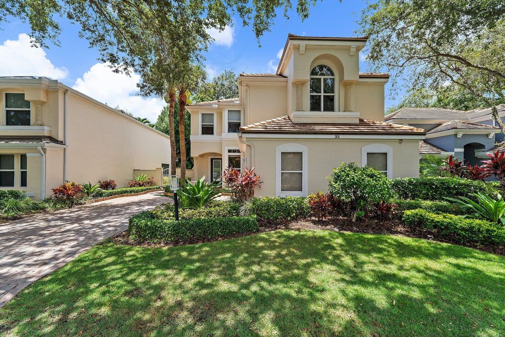 Photo of 32 Grand Bay Circle, Juno Beach, FL 33408 (MLS # R11145520)