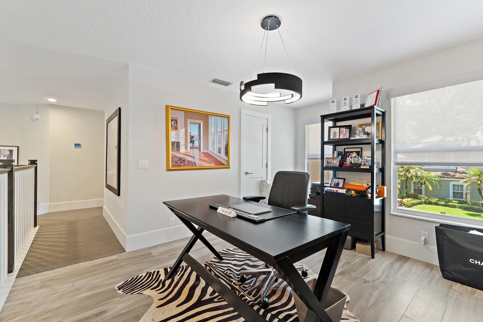 OAK HARBOUR 3 - Residential