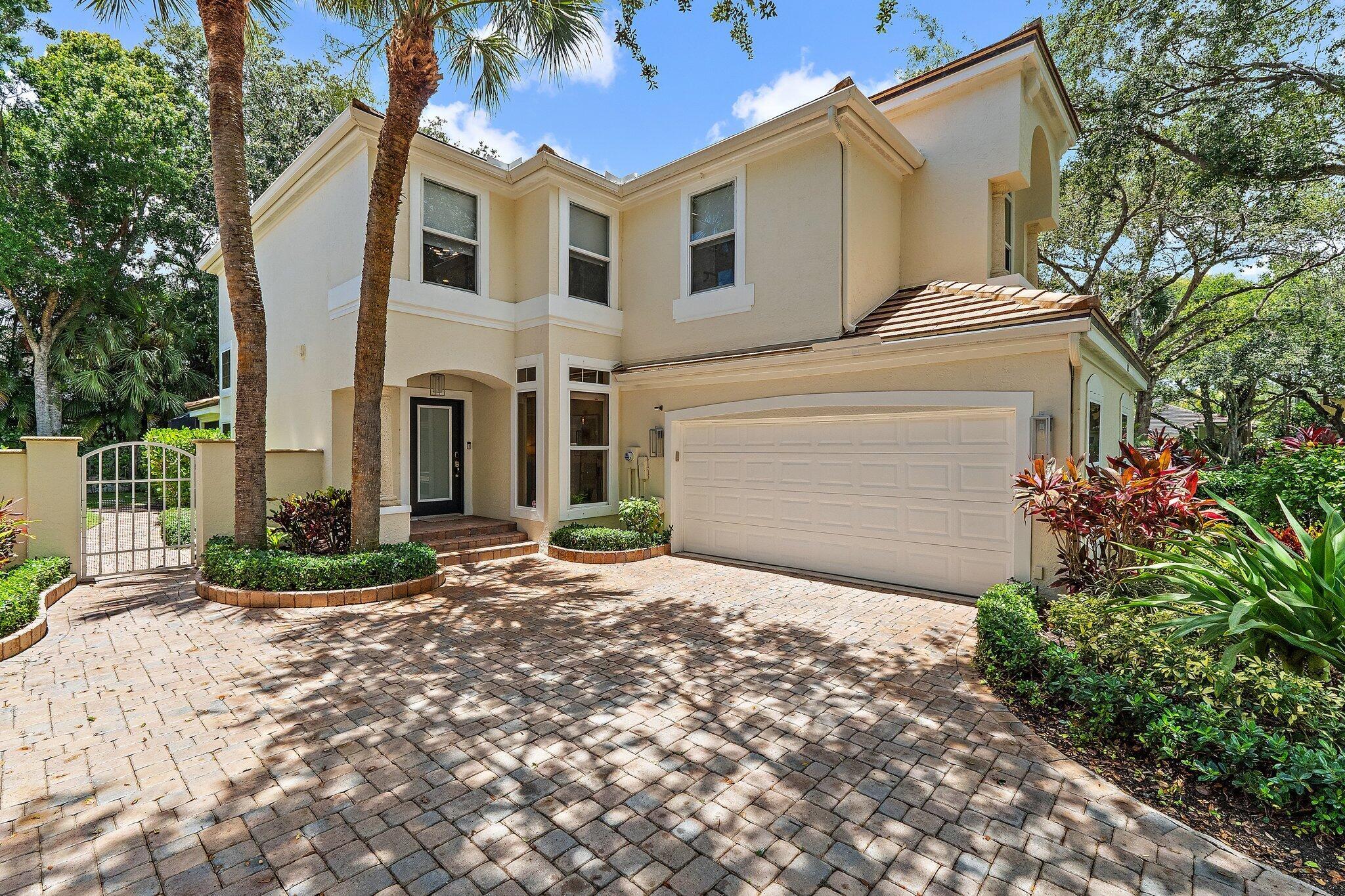 OAK HARBOUR 3 - Residential