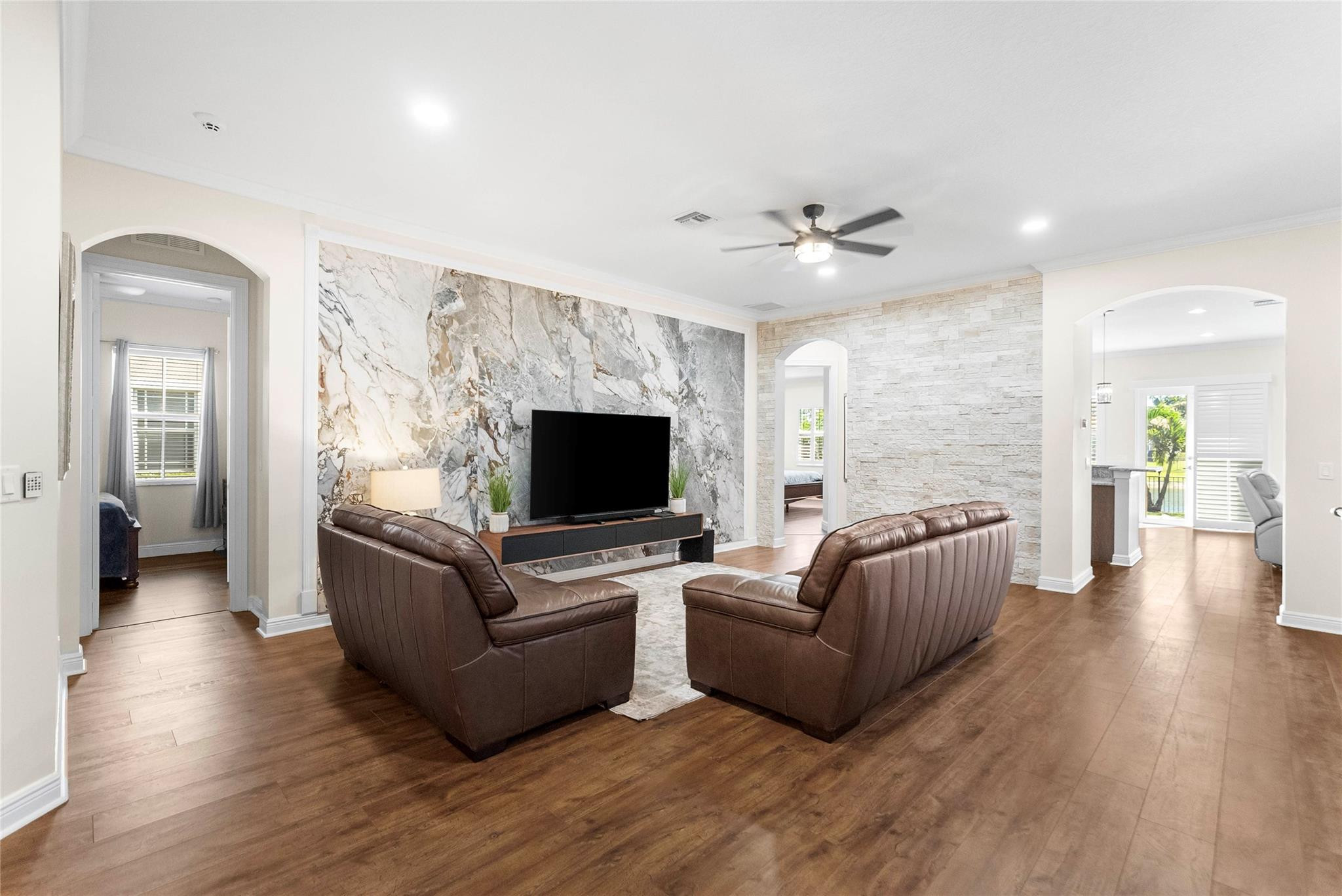 MiraLago - Residential