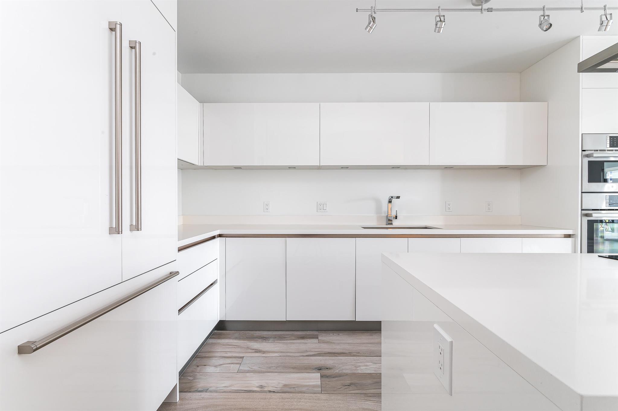 155 E Boca Raton Road 516