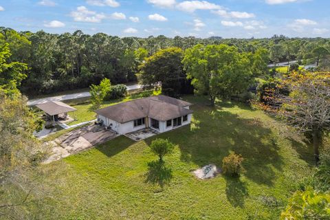 A home in Loxahatchee