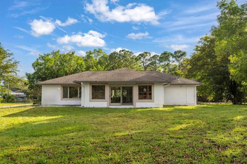 A home in Loxahatchee