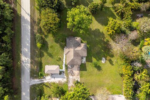 A home in Loxahatchee