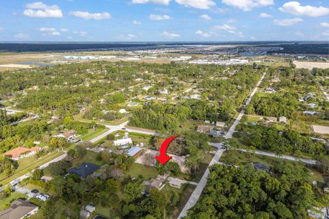 A home in Loxahatchee