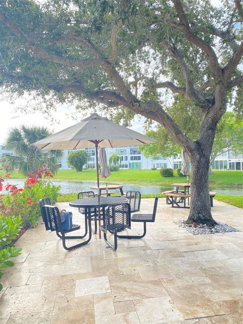 A home in Deerfield Beach