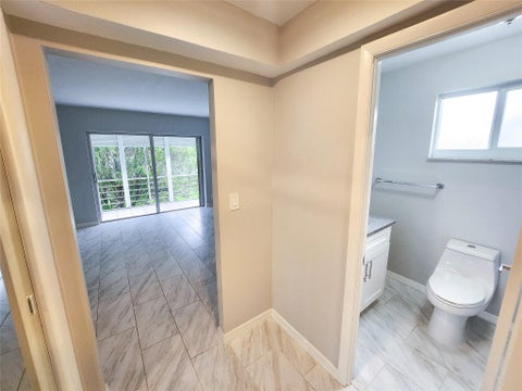 Tiny photo for 2300 PARK Lane #216, Hollywood, FL 33021 (MLS # B26082898)