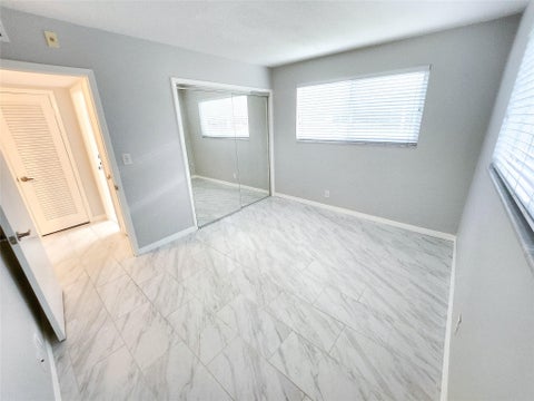 Tiny photo for 2300 PARK Lane #216, Hollywood, FL 33021 (MLS # B26082898)