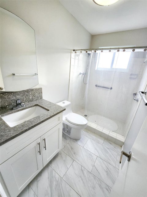 Tiny photo for 2300 PARK Lane #216, Hollywood, FL 33021 (MLS # B26082898)