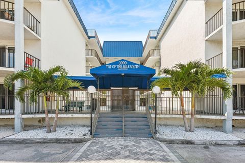 3909 N Ocean Boulevard 106 Lauderdale By The Sea FL 33308