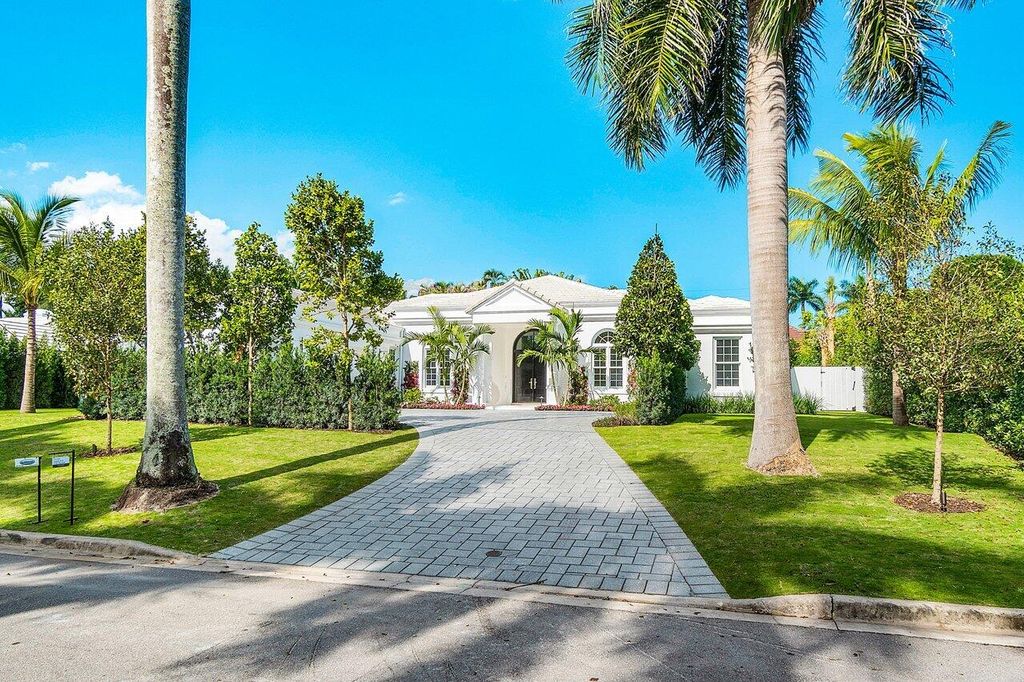 Photo of 233 Miraflores Drive, Palm Beach, FL 33480 (MLS # R10831386)