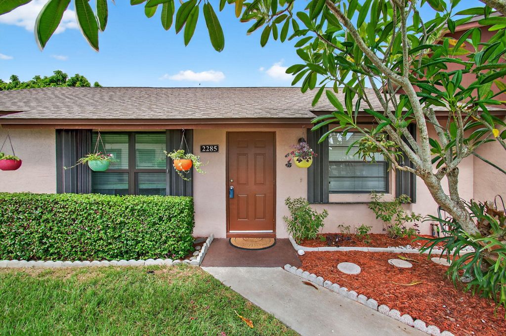 Photo of 2285 Ida Way #30b, West Palm Beach, FL 33415 (MLS # R11120015)