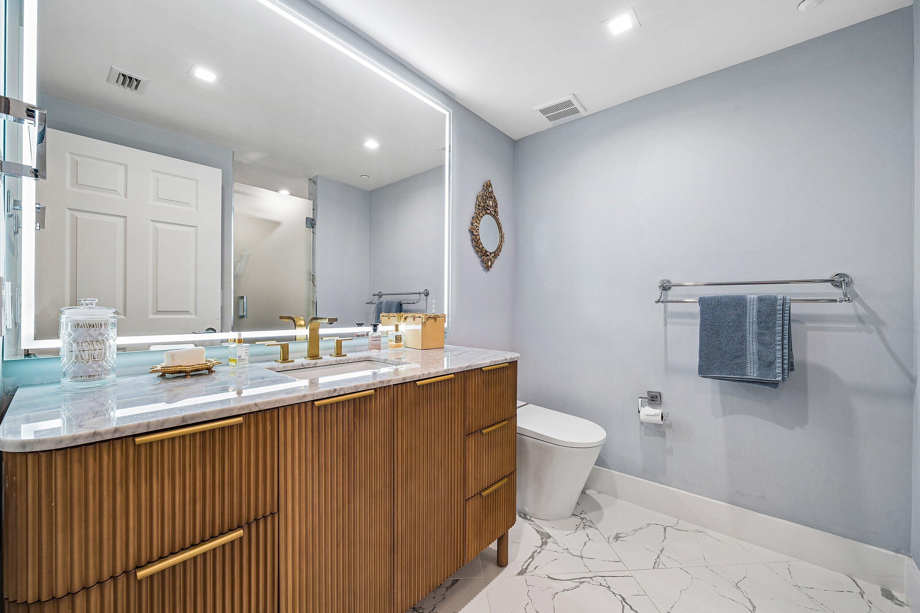 LHERMITAGE I CONDOMINIUM - Residential