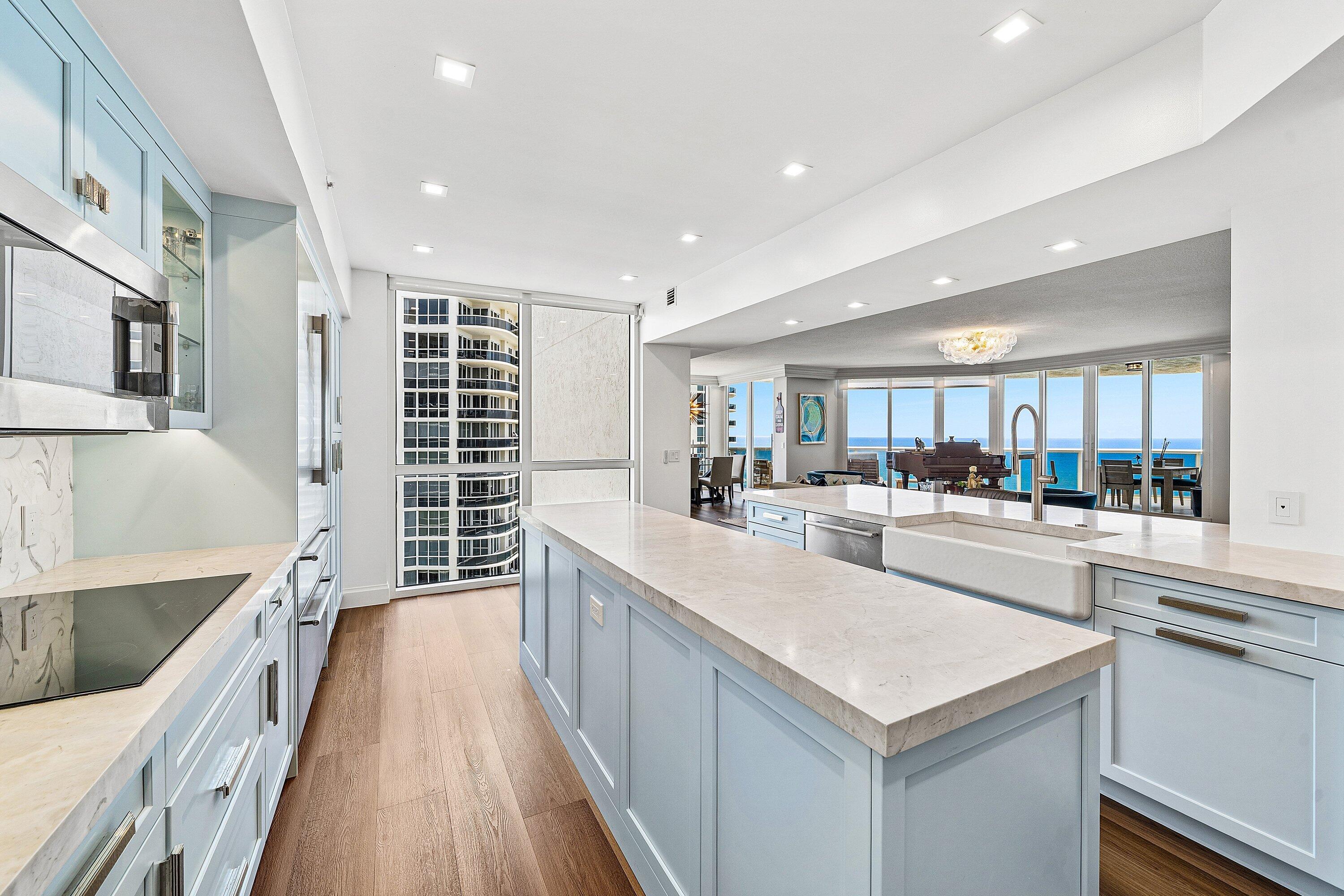 LHERMITAGE I CONDOMINIUM - Residential