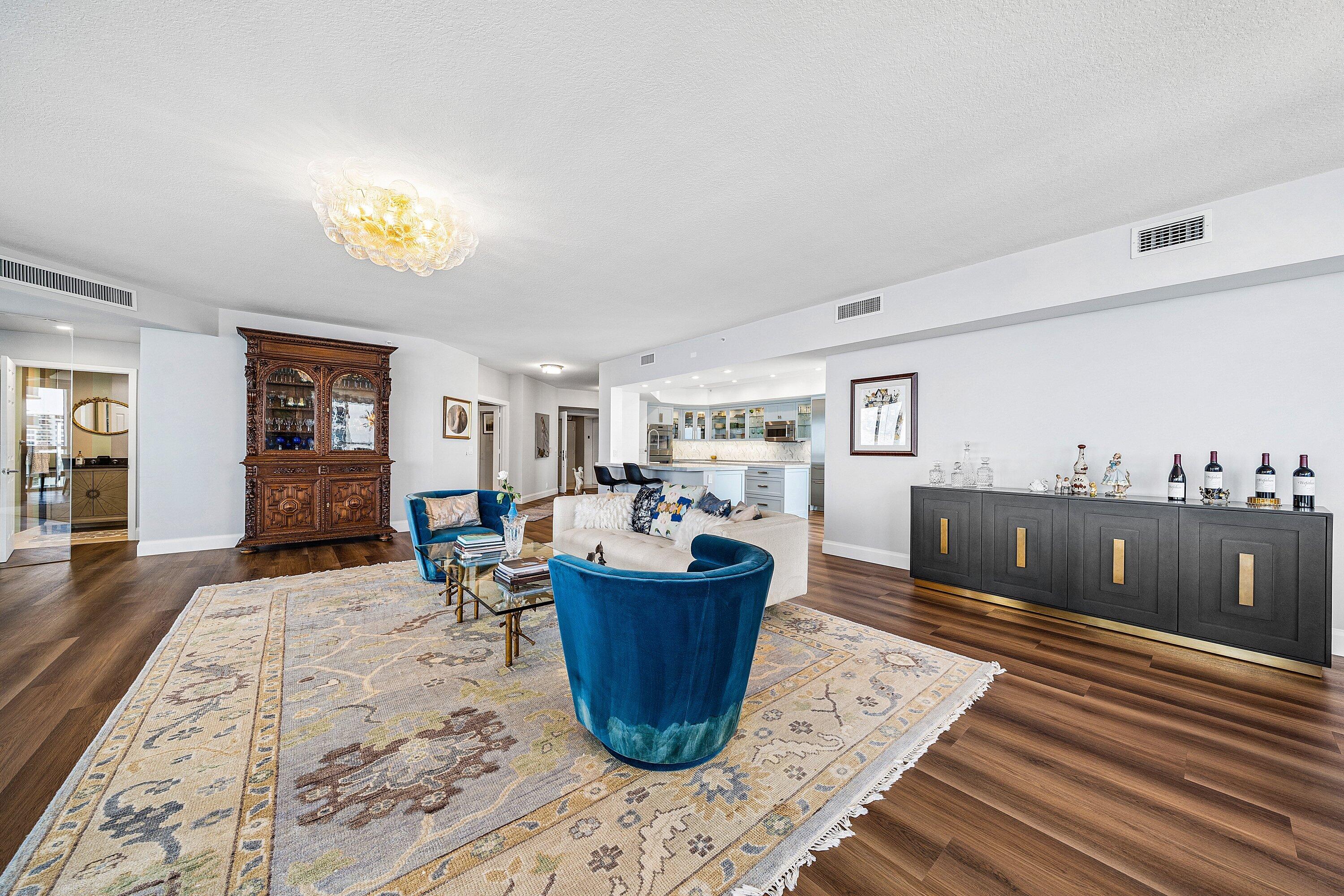 LHERMITAGE I CONDOMINIUM - Residential