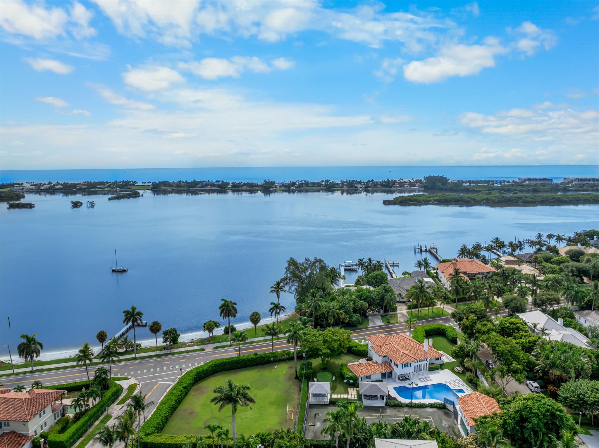 Prime waterfront opportunity in West Palm Beach's coveted SoSo neighborhood. This rare parcel offers 110.37 feet of direct Intracoastal frontage with panoramic water views. Build your dream estate with endless possibilities for luxury living. Located on prestigious S Flagler Drive, just minutes from Palm Beach, world-class dining, shopping, and top schools. Don't miss this chance to own one of the few remaining waterfront lots in the area.