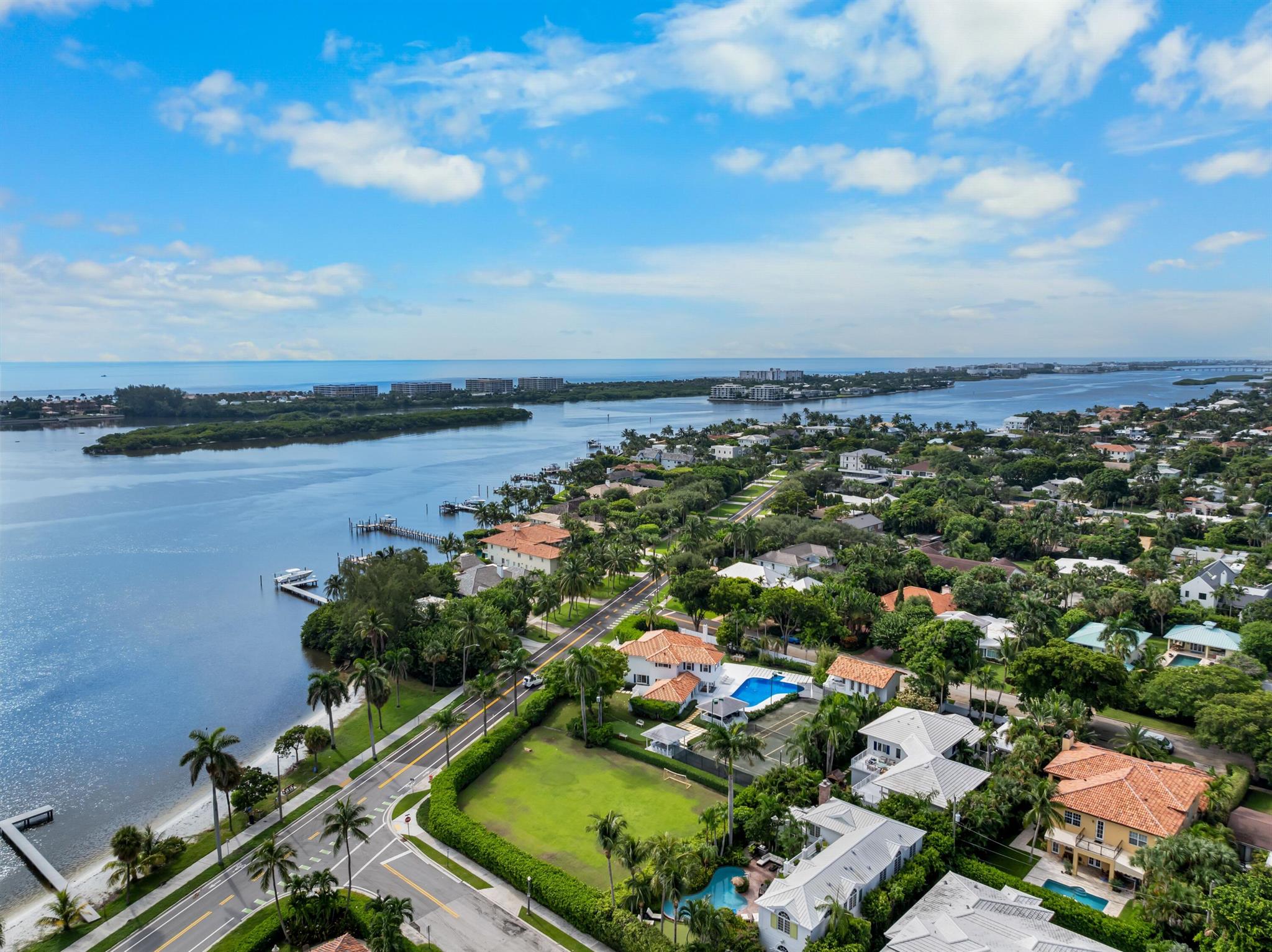 7425 S Flagler Drive