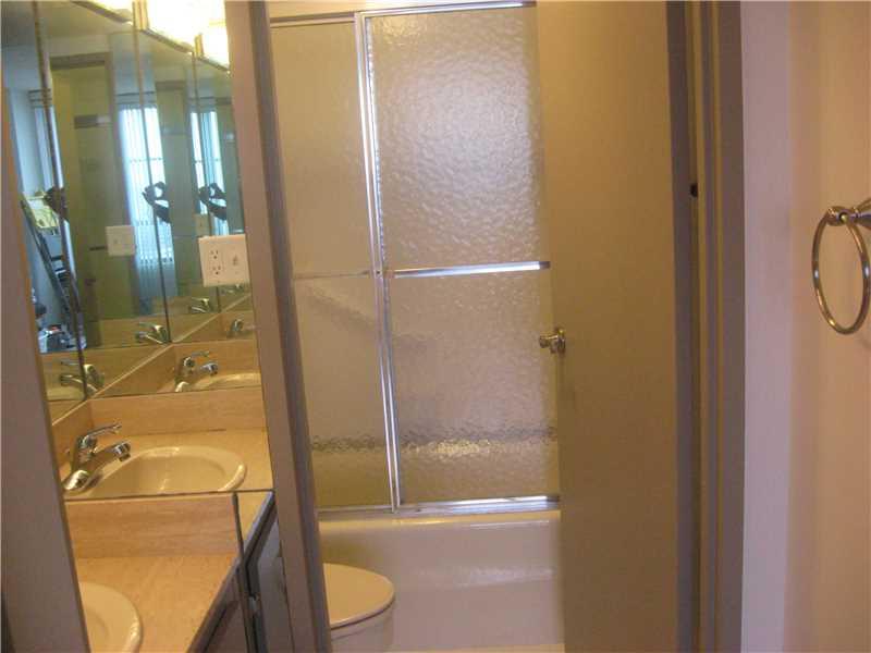 OLYMPUS CONDO PH A - Residential Lease