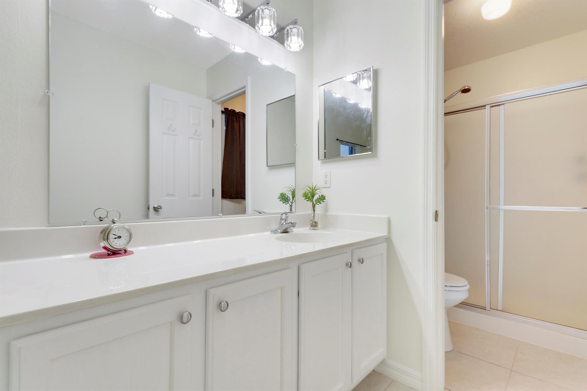 Sawgrass Lakes - Residential