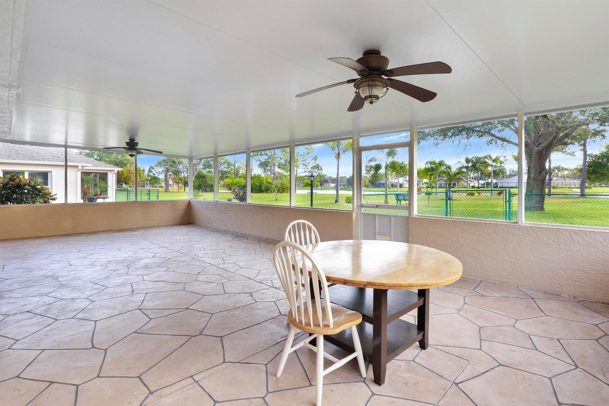 Sawgrass Lakes - Residential