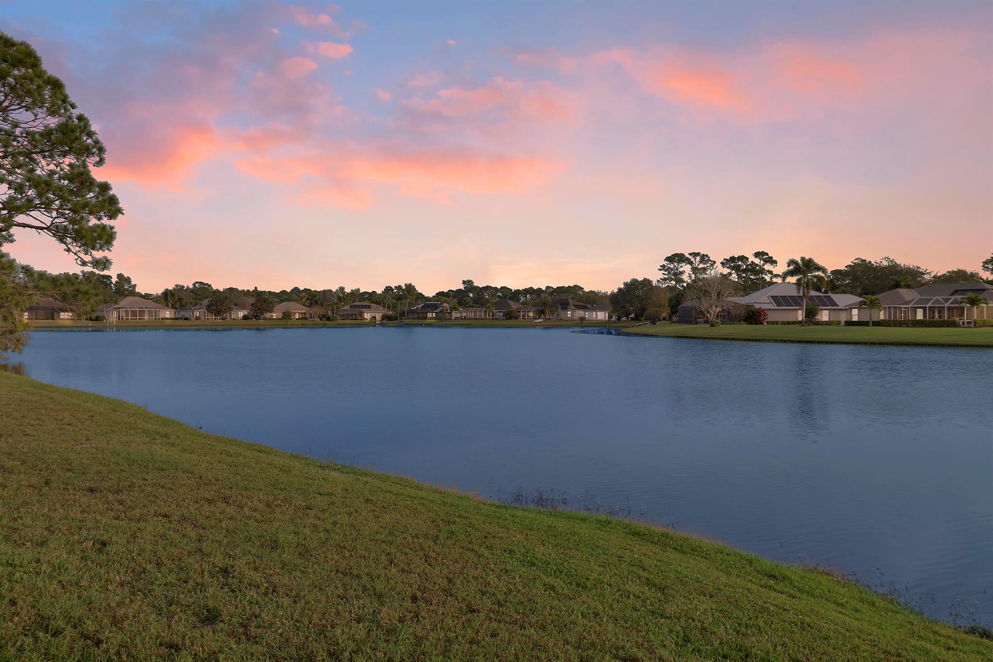Sawgrass Lakes - Residential