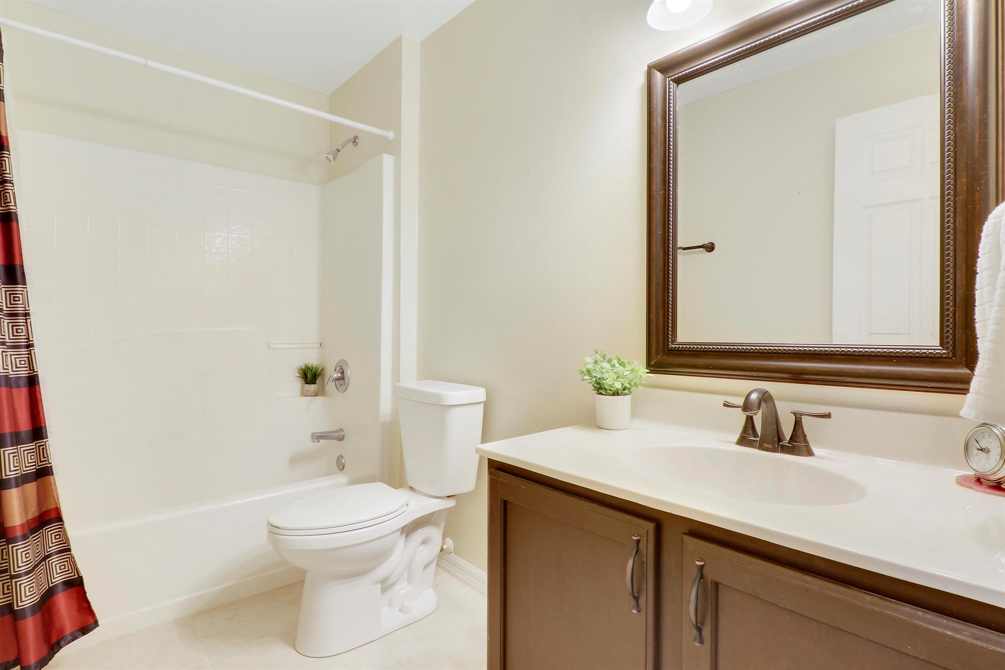 Sawgrass Lakes - Residential