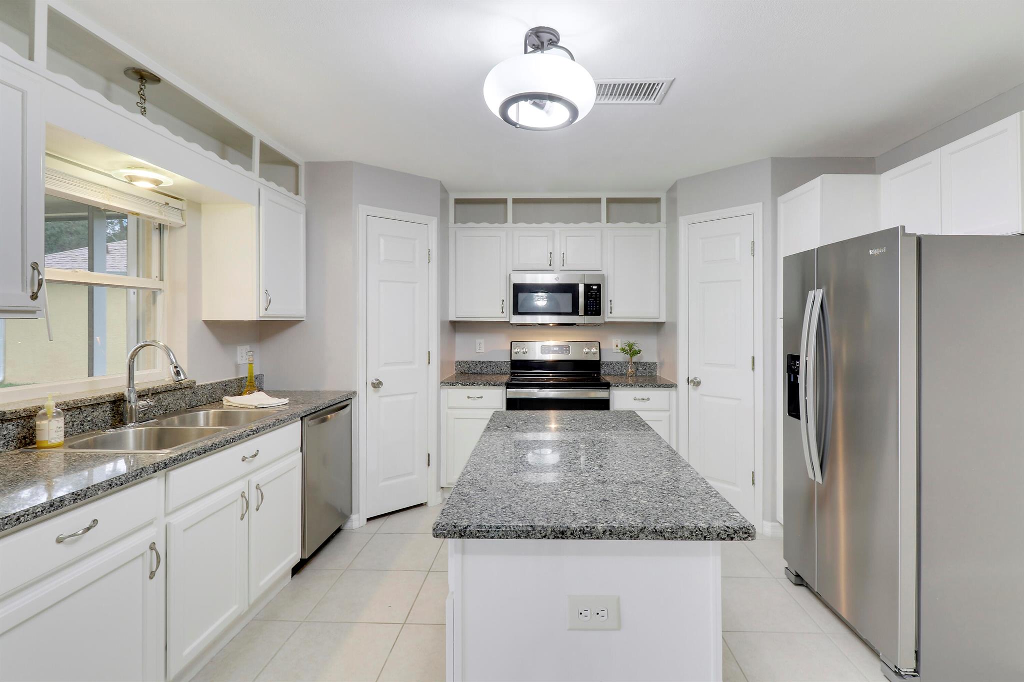 Sawgrass Lakes - Residential