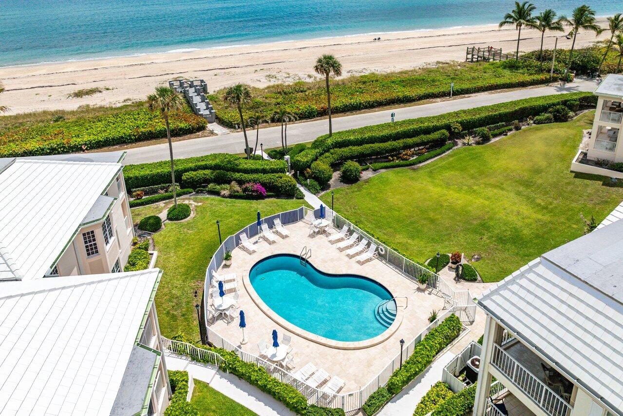 VILLAS OF OCEAN RIDGE CONDO - Residential