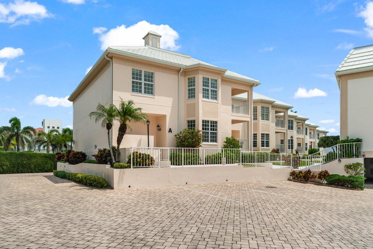 VILLAS OF OCEAN RIDGE CONDO - Residential