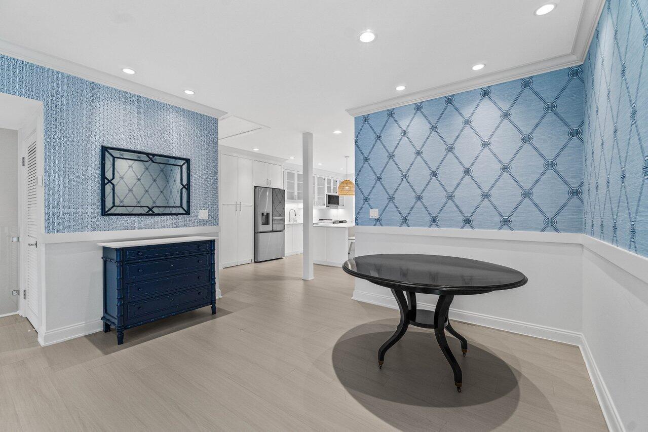 VILLAS OF OCEAN RIDGE CONDO - Residential