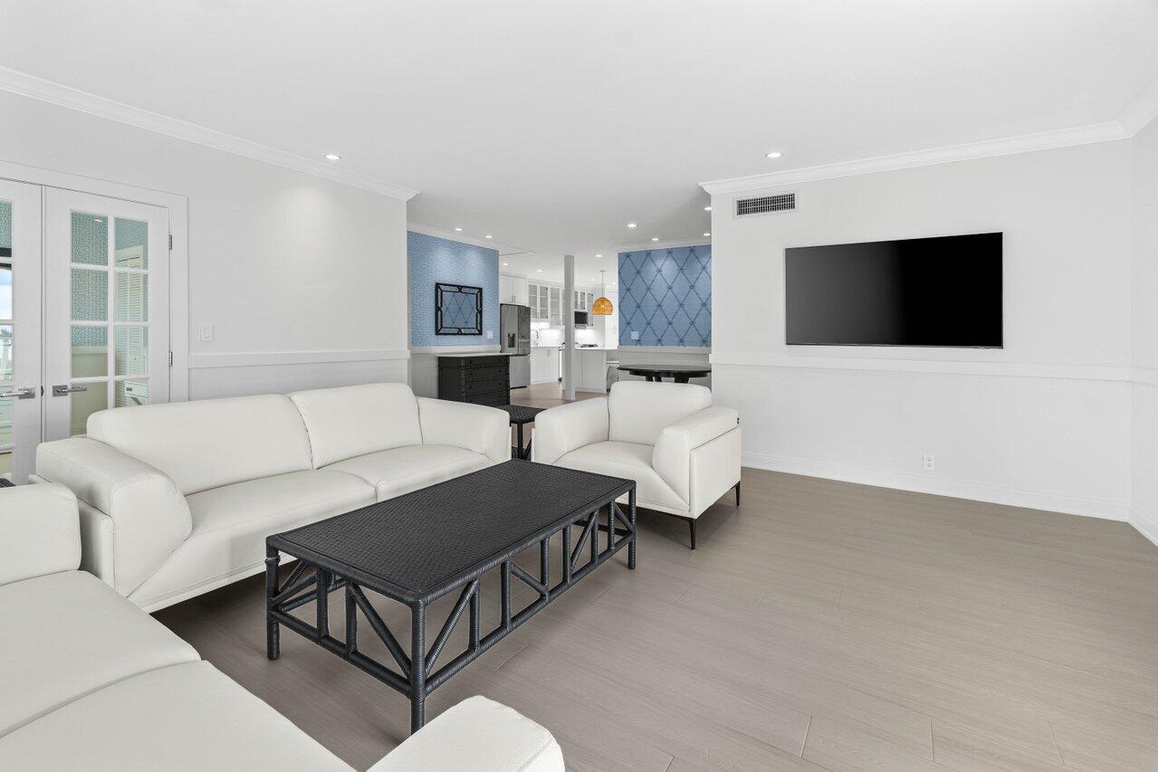 VILLAS OF OCEAN RIDGE CONDO - Residential