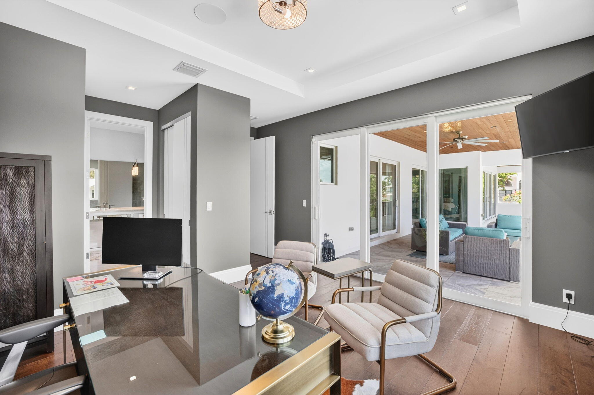PELICAN ISLE - Residential