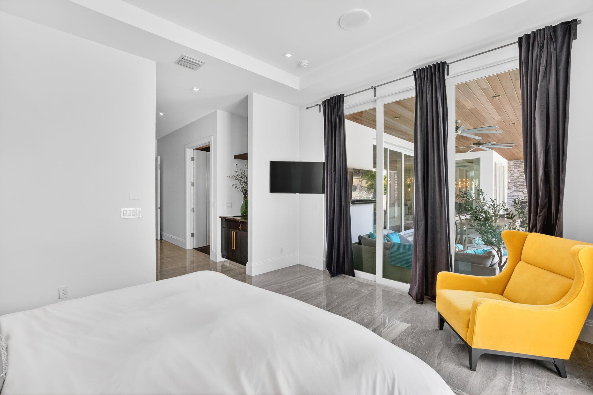 PELICAN ISLE - Residential