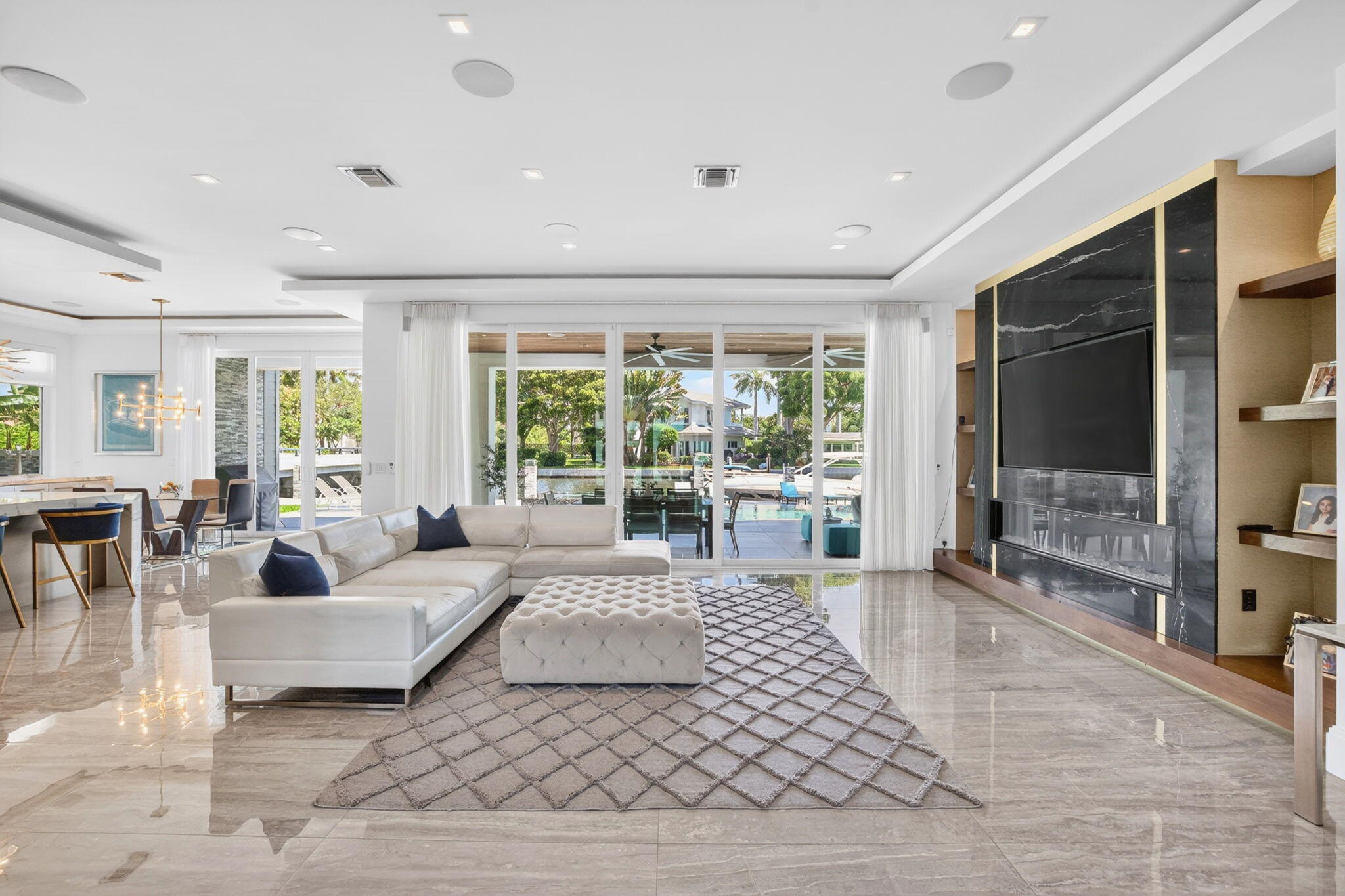 PELICAN ISLE - Residential