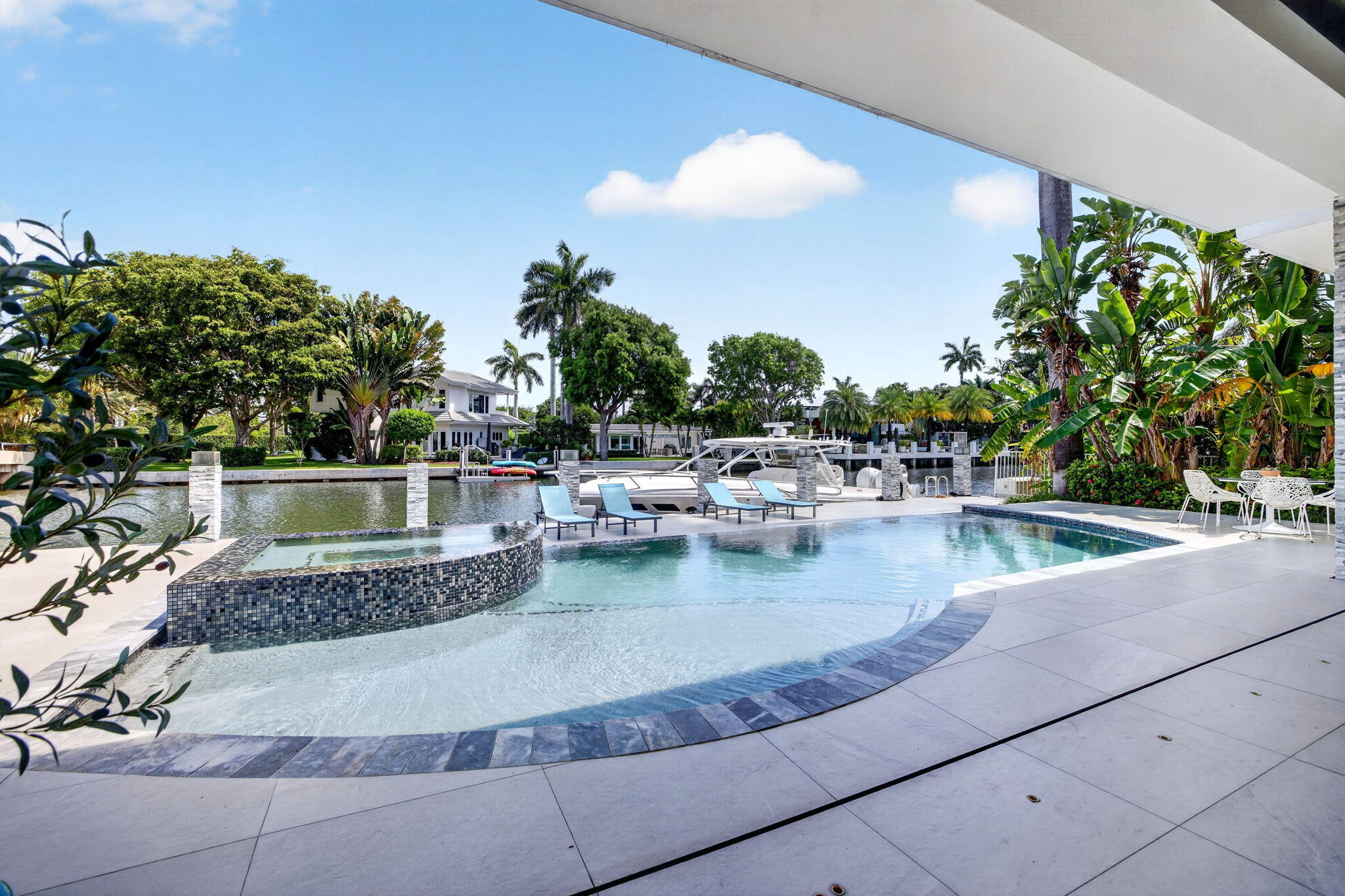 PELICAN ISLE - Residential