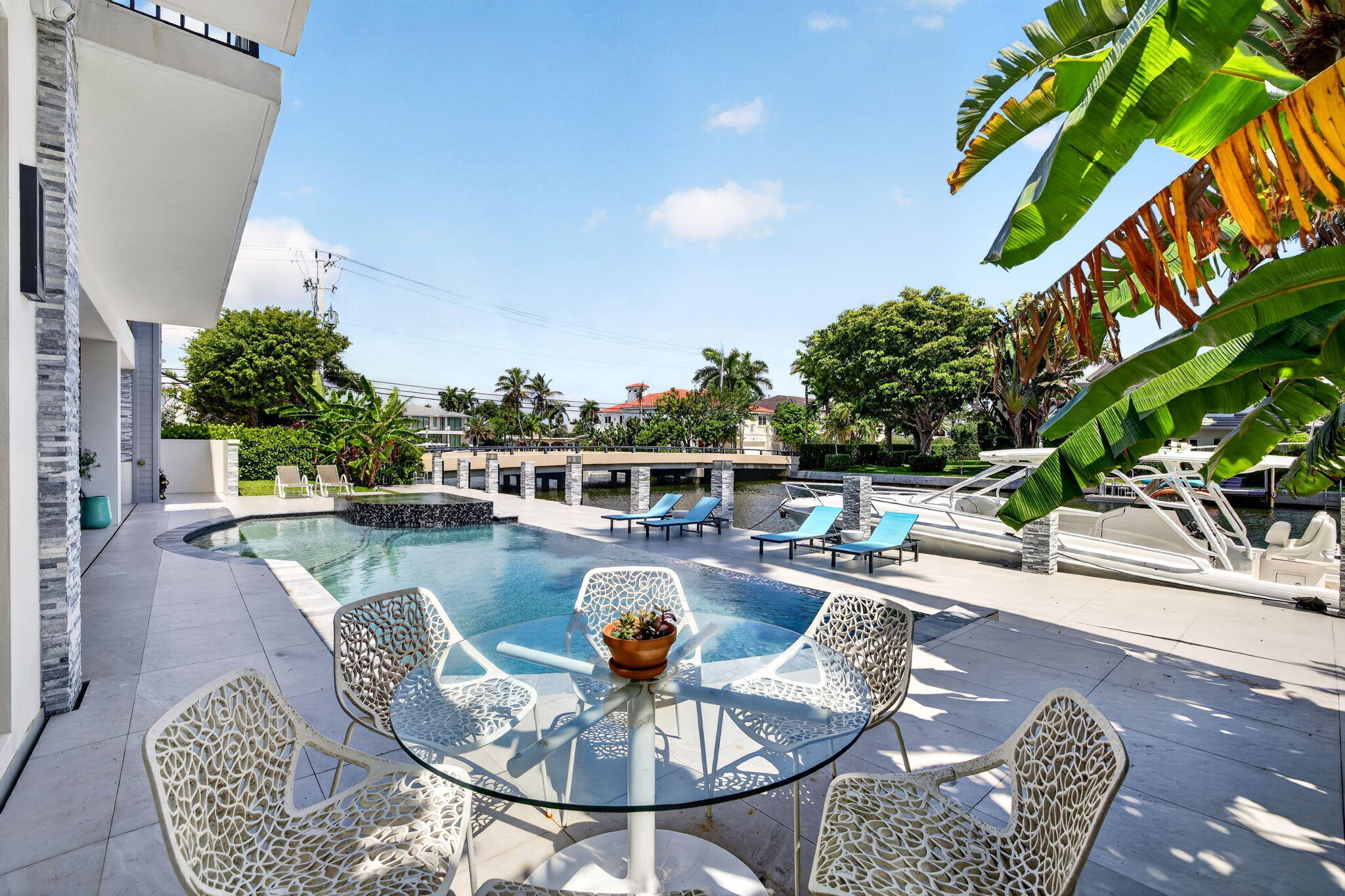 PELICAN ISLE - Residential