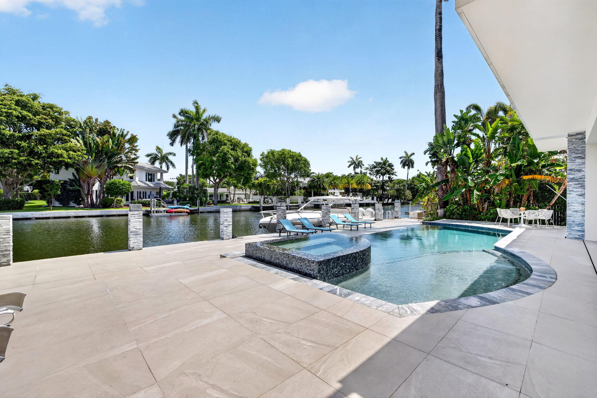 PELICAN ISLE - Residential