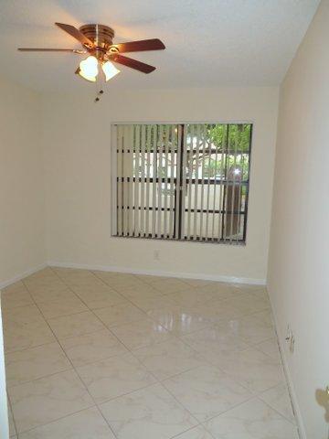 WINDWOOD UNIT I - Residential Lease