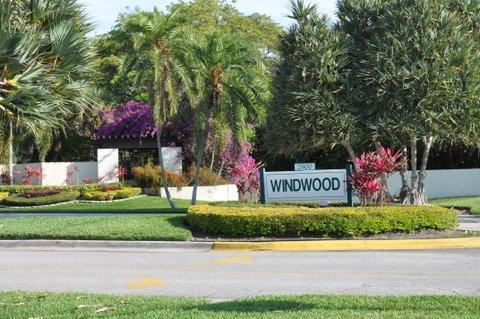 WINDWOOD UNIT I - Residential Lease