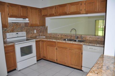 WINDWOOD UNIT I - Residential Lease