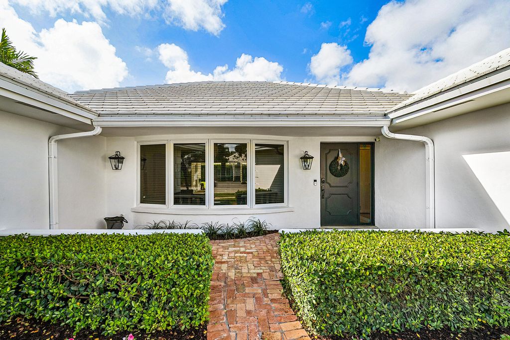 Photo of 670 Elm Tree Lane, Boca Raton, FL 33486 (MLS # B26003337)